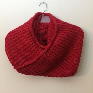 💕NEW💕Red Chunky Knit Infinity Scarf/Warmer